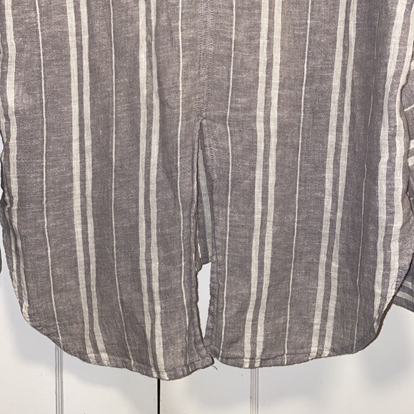 Lucky Brands XS Gray White Stripe Split Hem Button Up Shirt - Picture 5 of 14